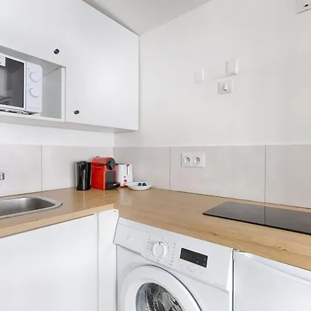 De Charme Au Coeur Du Sentier I *