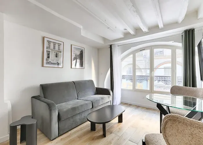 Apartment De Charme Au Coeur Du Sentier I Paris