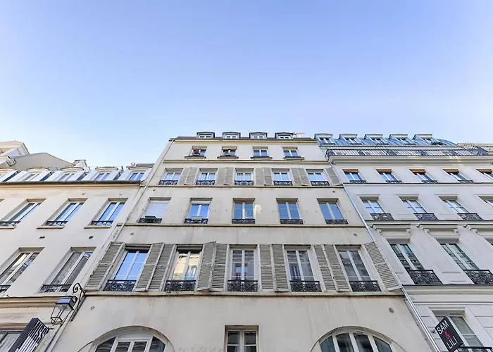 De Charme Au Coeur Du Sentier I